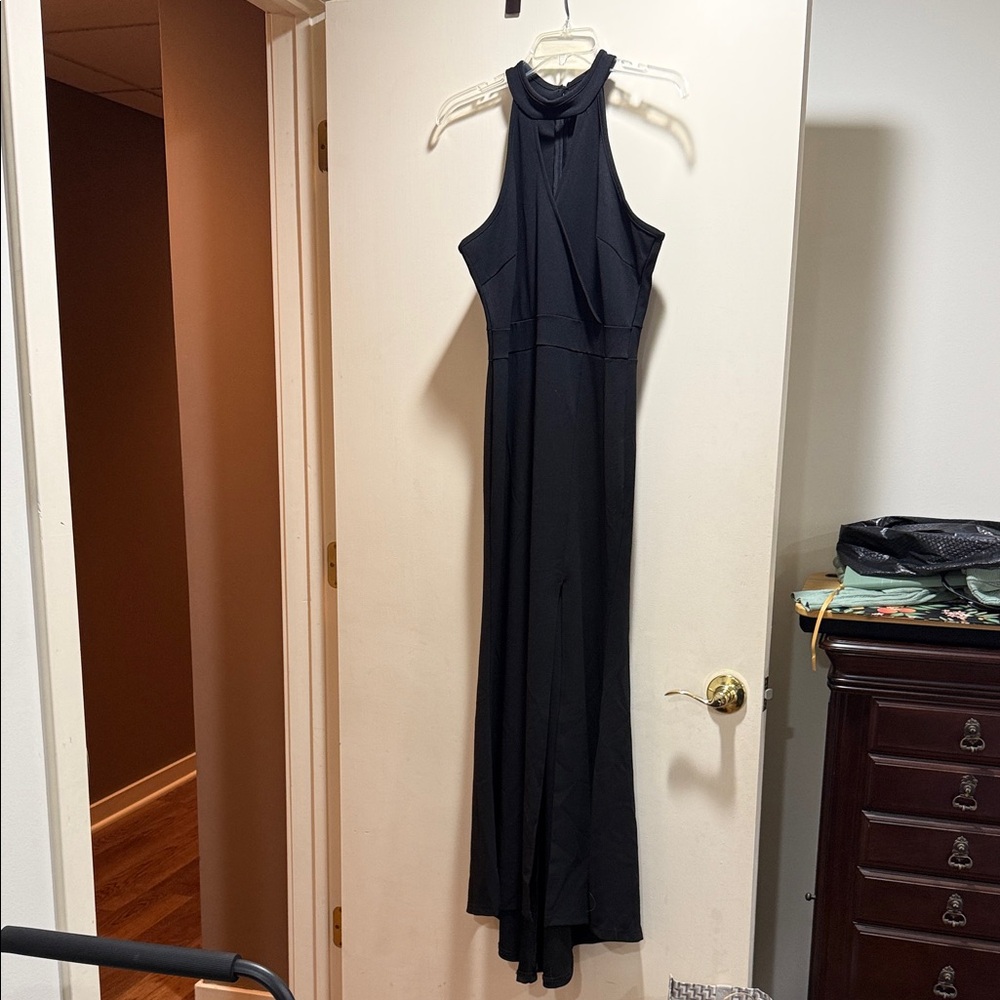 Elegant Black Halter Maxi Dress